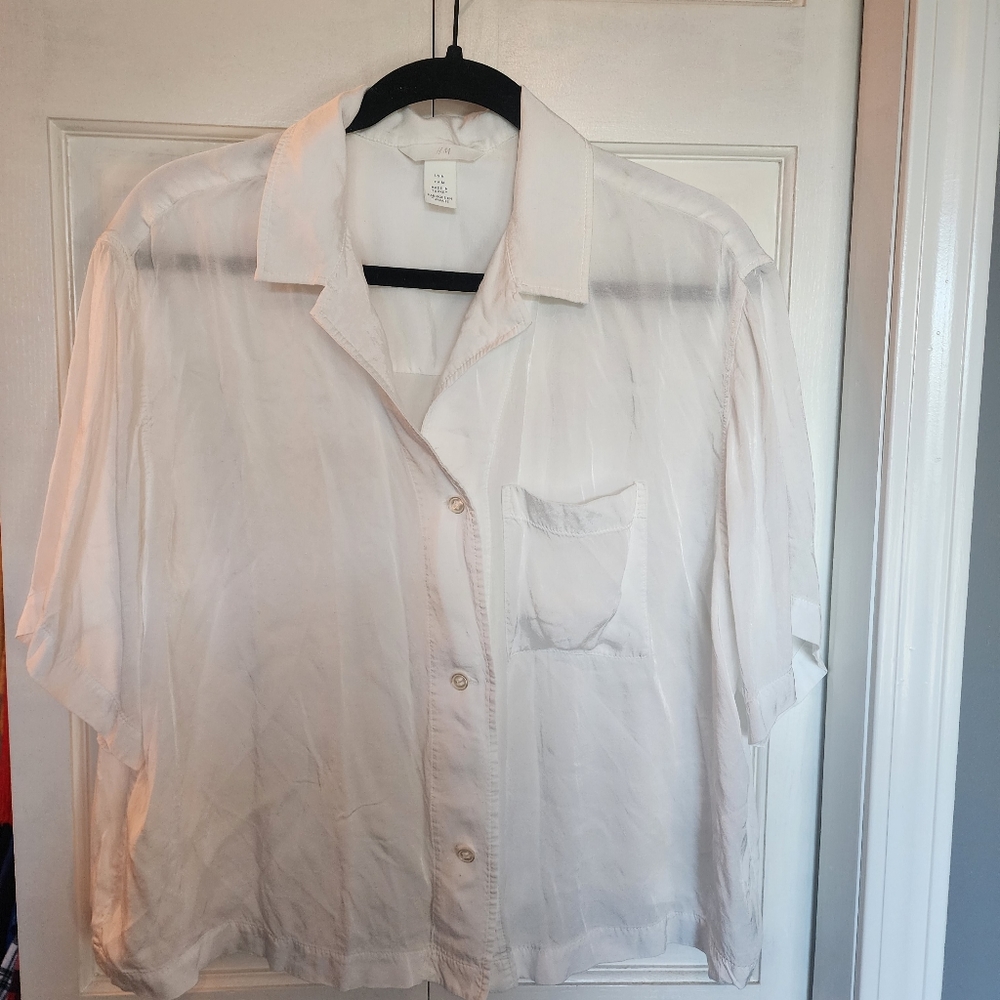 H&M short sleeve button up top